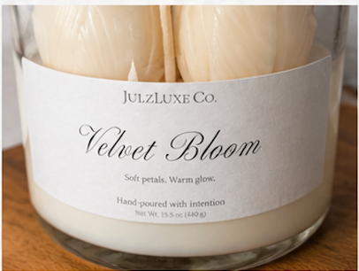 Velvet Bloom Luxury Candle (15.5 oz)